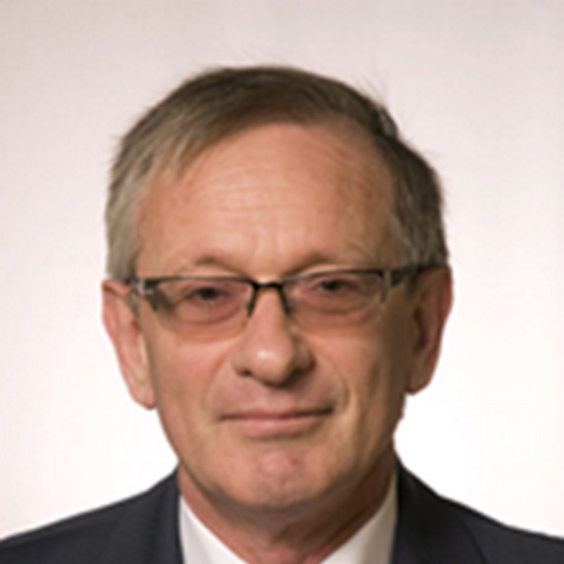 Dr. Gottfried Péter