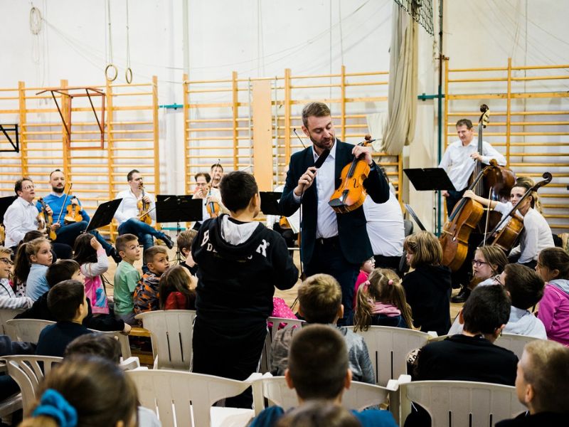 Indul a Koncert az iskolában program