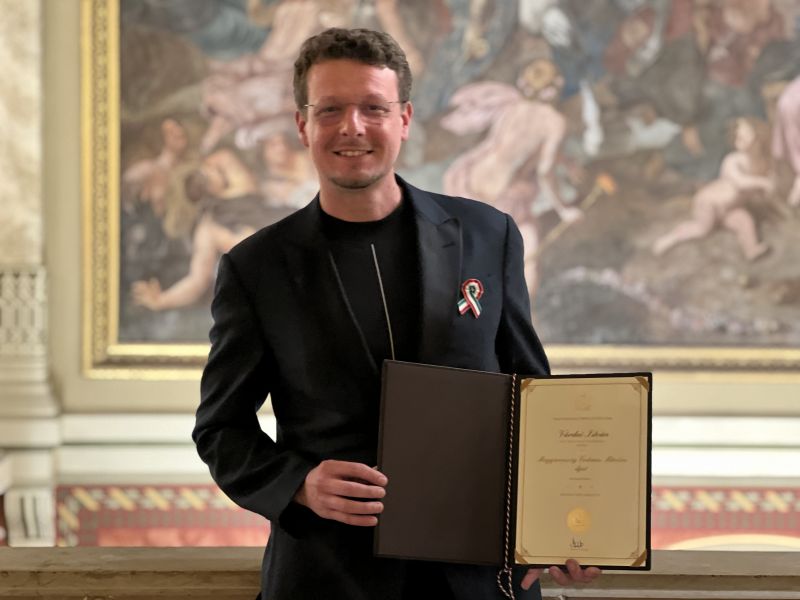 Várdai István Érdemes Művész díjat kapott