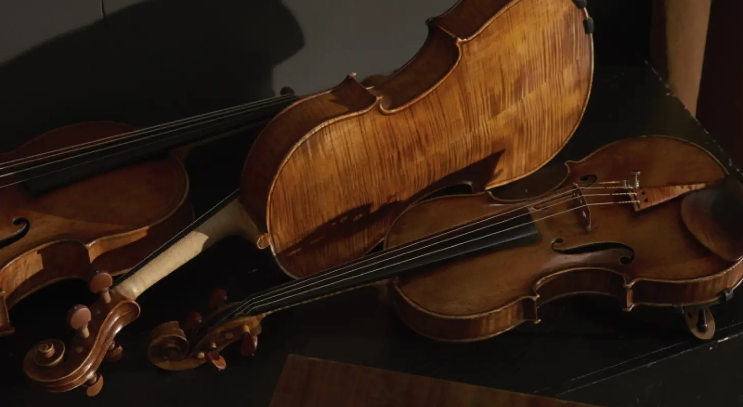 Új hangszereinken szólaltatjuk meg a klasszikus dallamokat