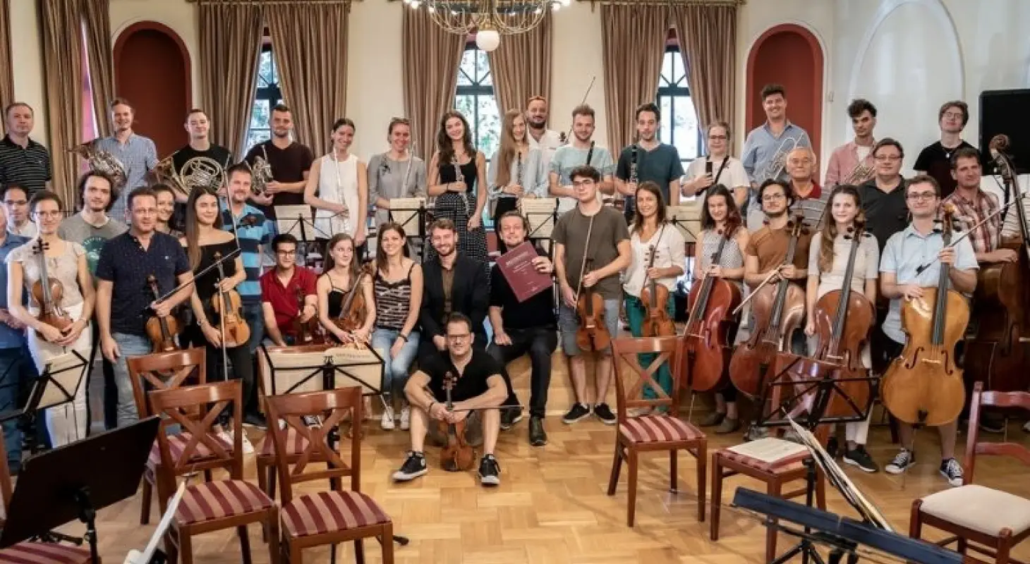 Igazi mesterjáték - nagyon sikeres a Liszt Ferenc Kamarazenekar és a Zeneakadémia együttműködése